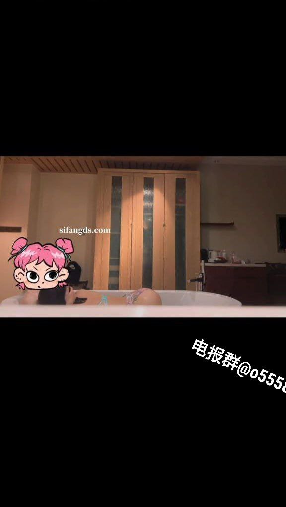 绿卡影视中文字幕高清,メイリン モデルコレクション メ,观看免费无删减完整版